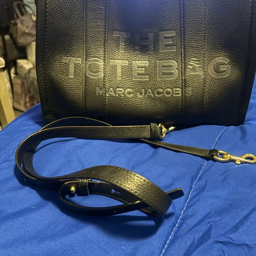 Marc Jacobs Black Leather Tote - Picture 15 of 16
